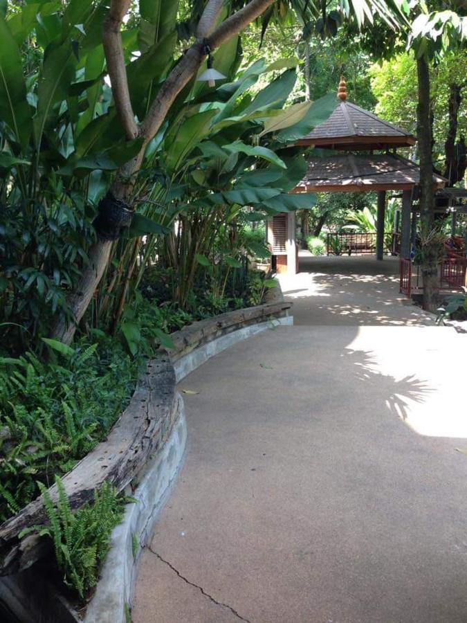 Khaoyai Lumtakong Hotel Pak Chong Extérieur photo
